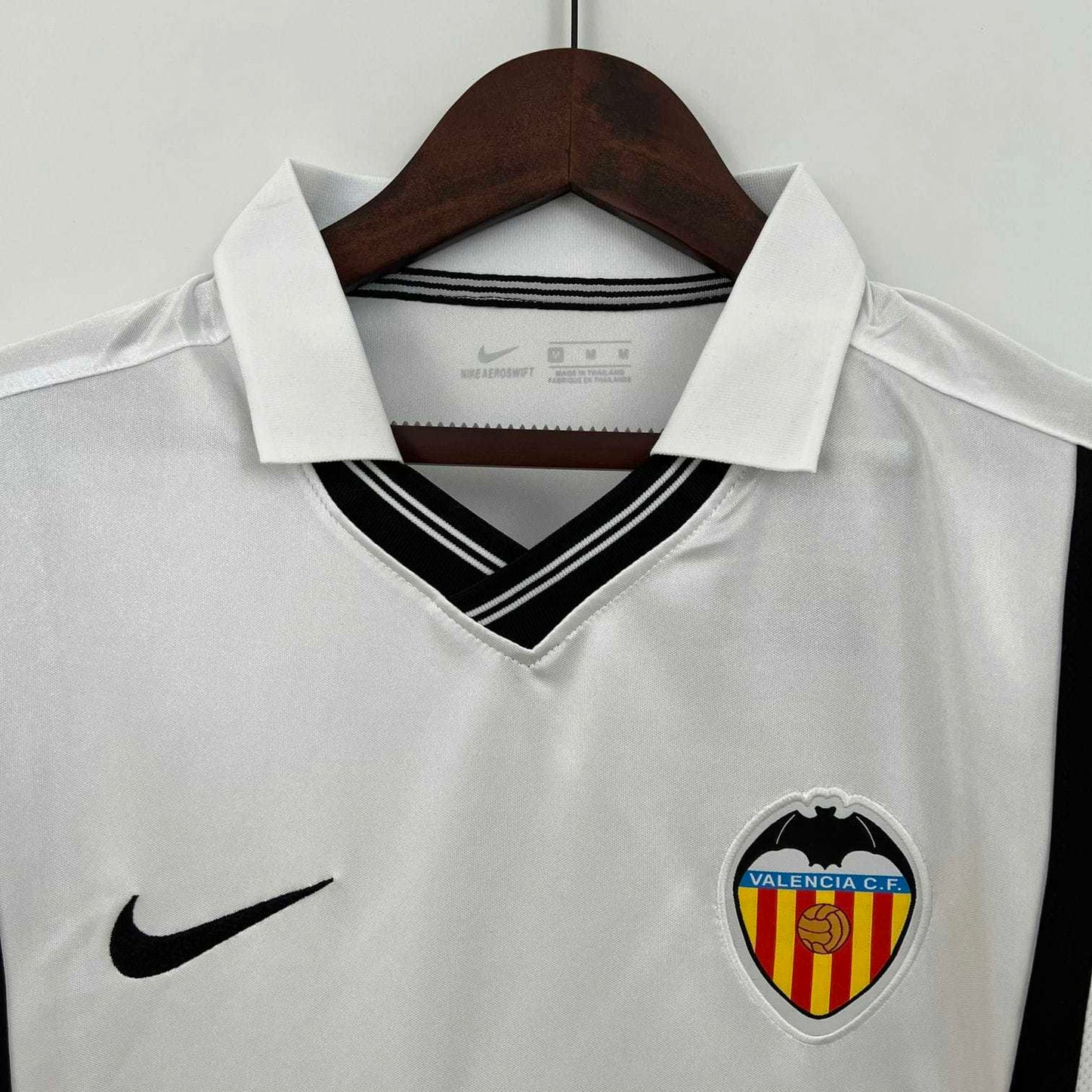 Valencia 2000/01 Home