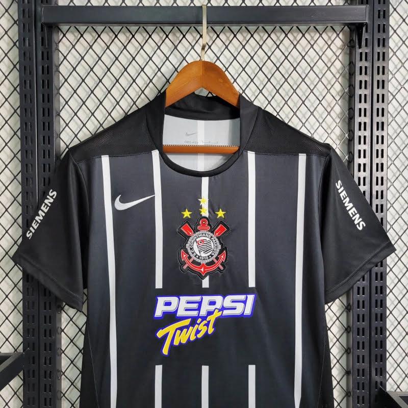 Corinthians 2004 Away