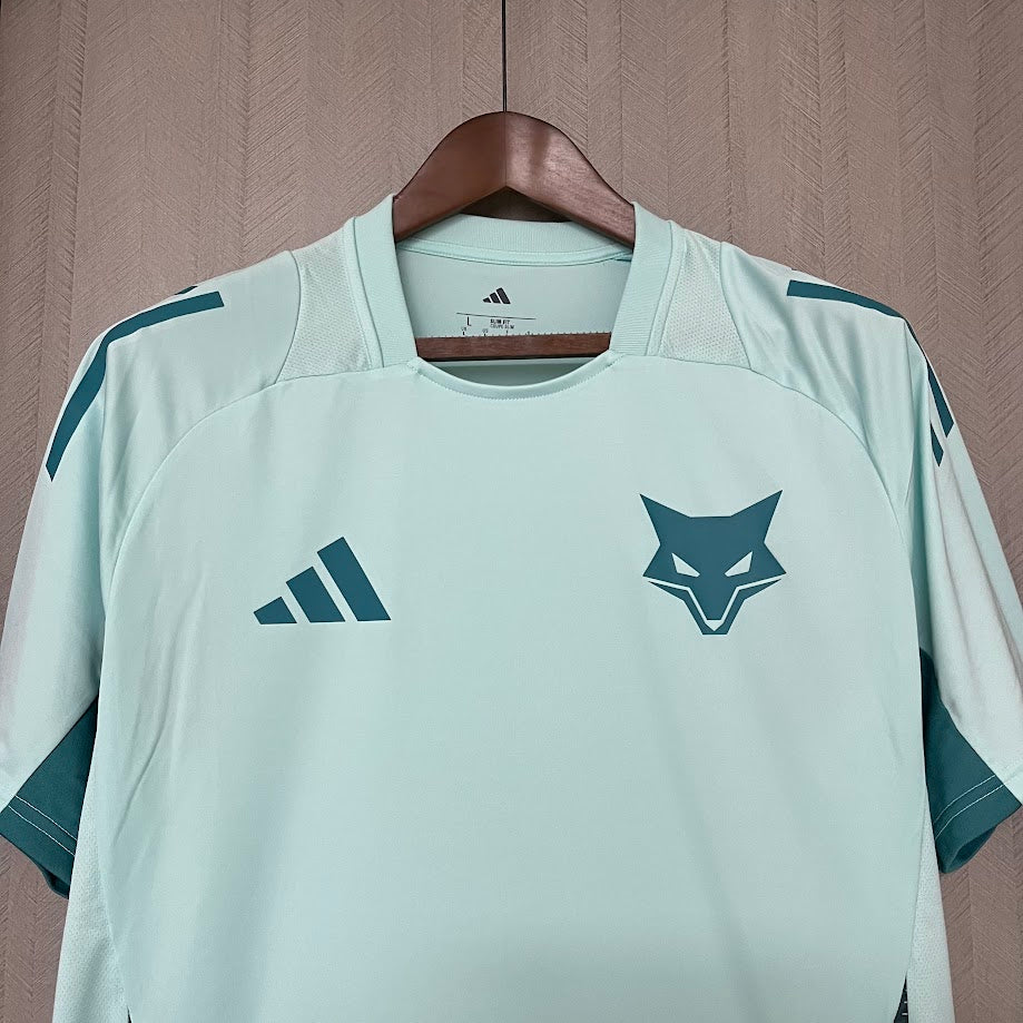 Cruzeiro 2025 Treino menta