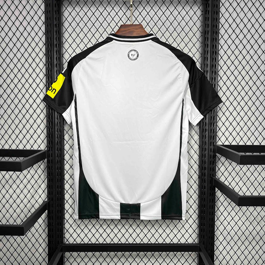Newcastle United 2024/25 Home