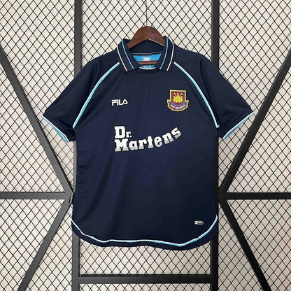West Ham 1999/01 Third