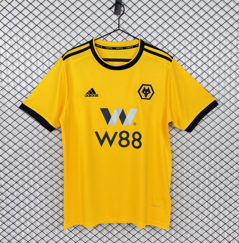 Wolverhampton 2018/19 Home