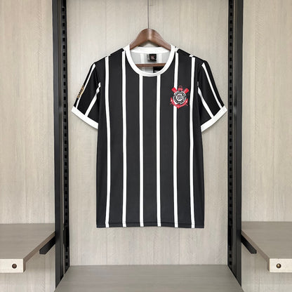 Corinthians 1982 Home