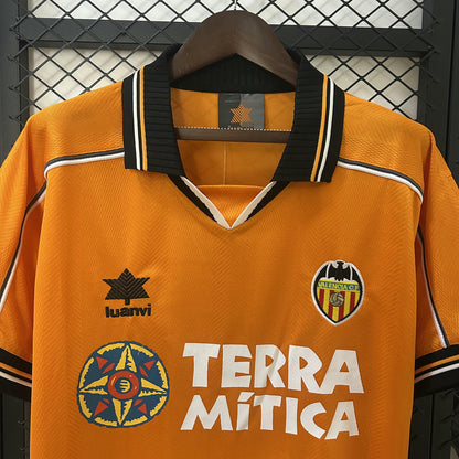Valencia 1999/00 Away
