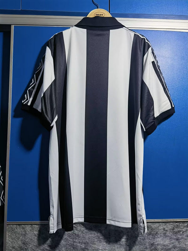 Newcastle United 1980/82 Home