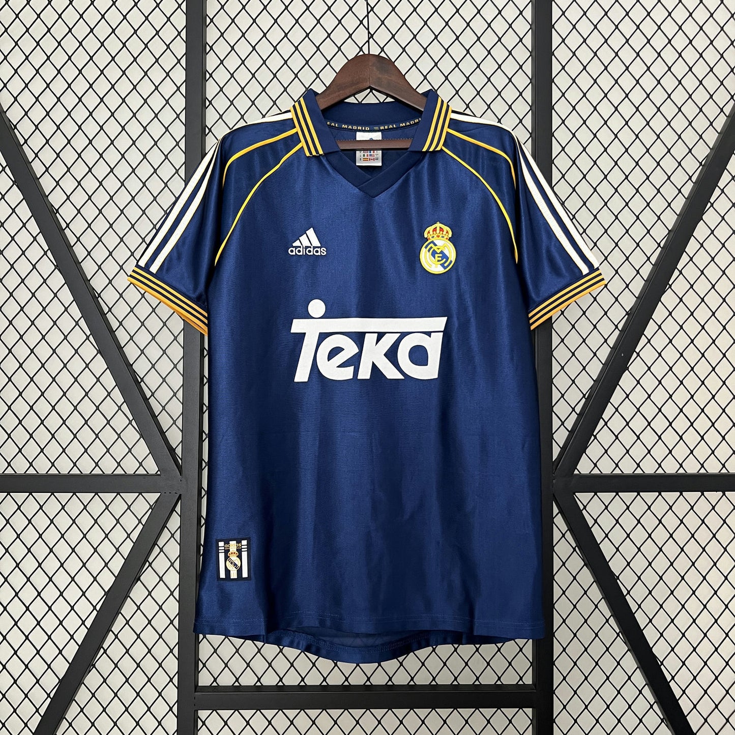 Real Madrid 1998/00 Third