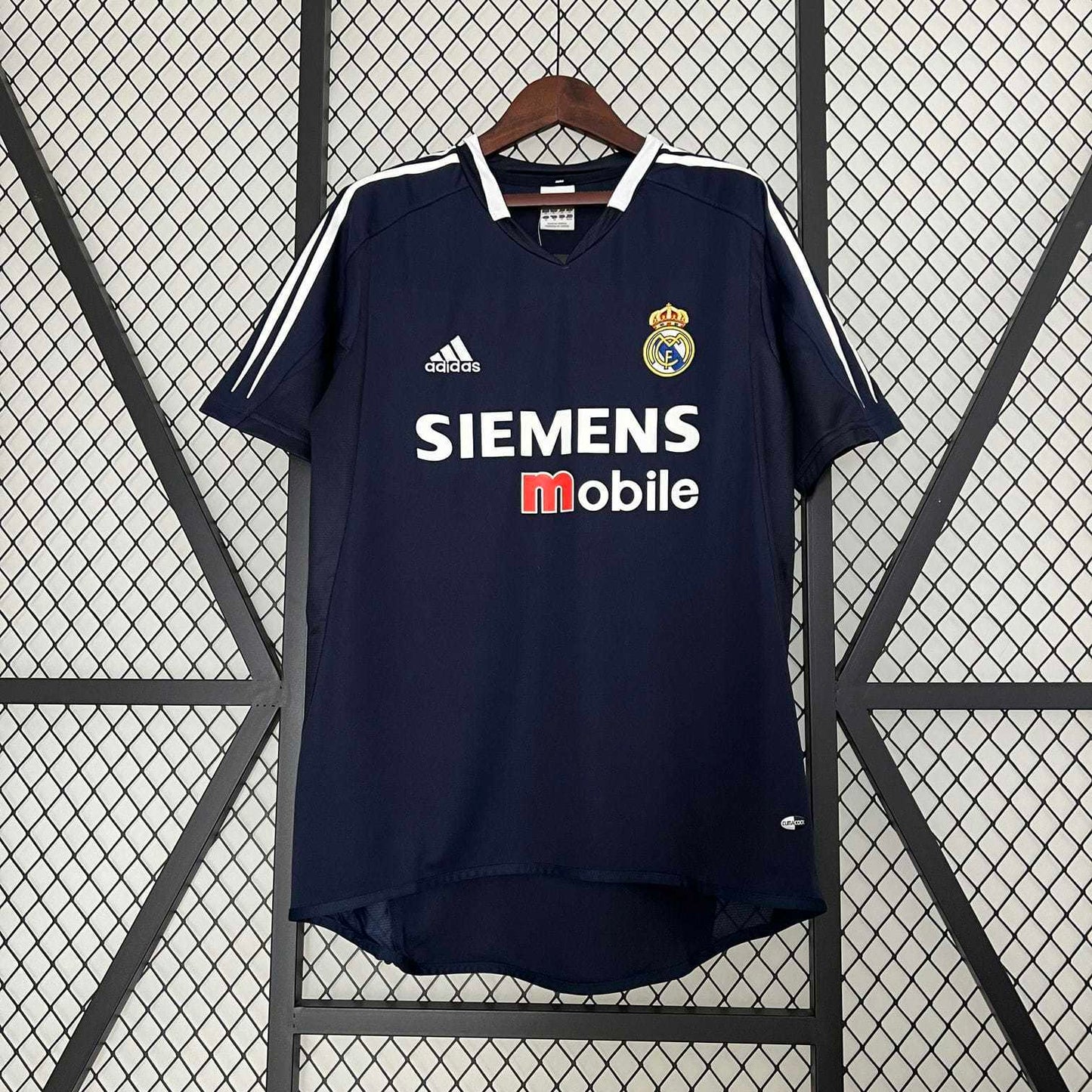 Real Madrid 2004/05 Away