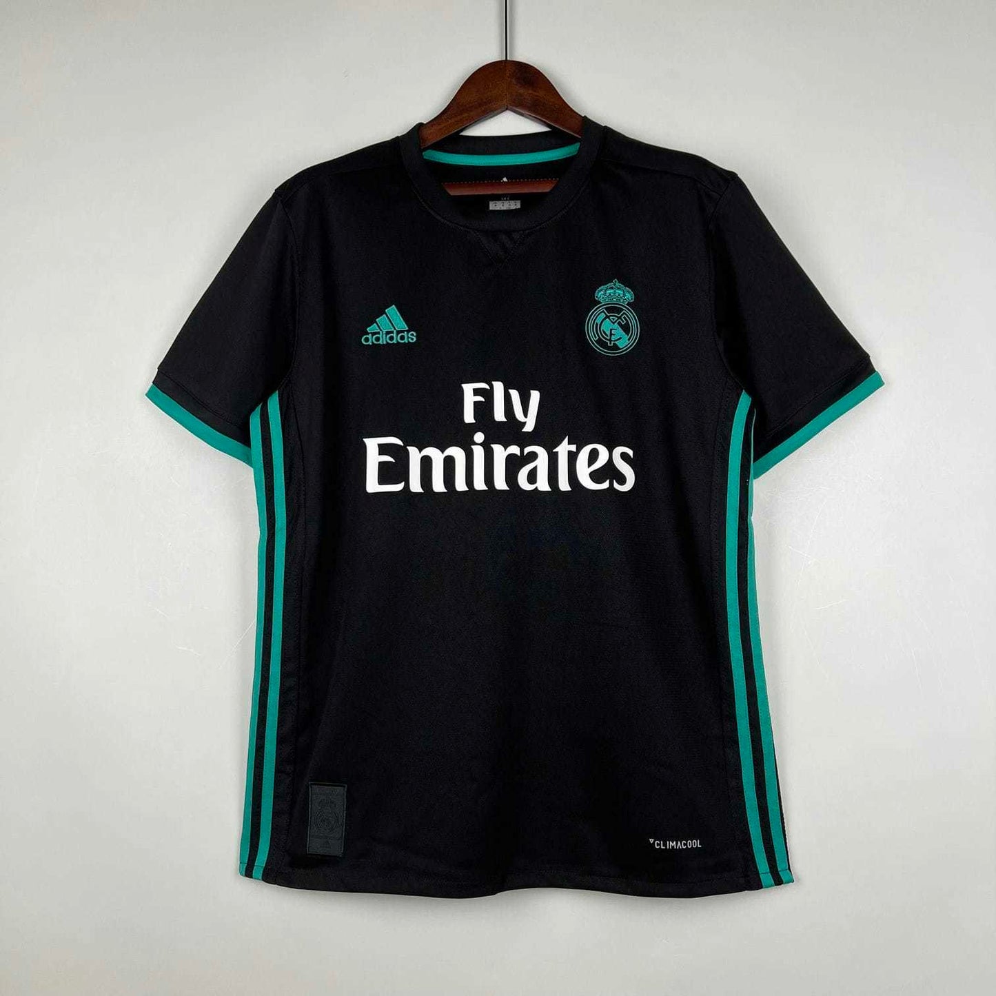 Real Madrid 2017/18 Away