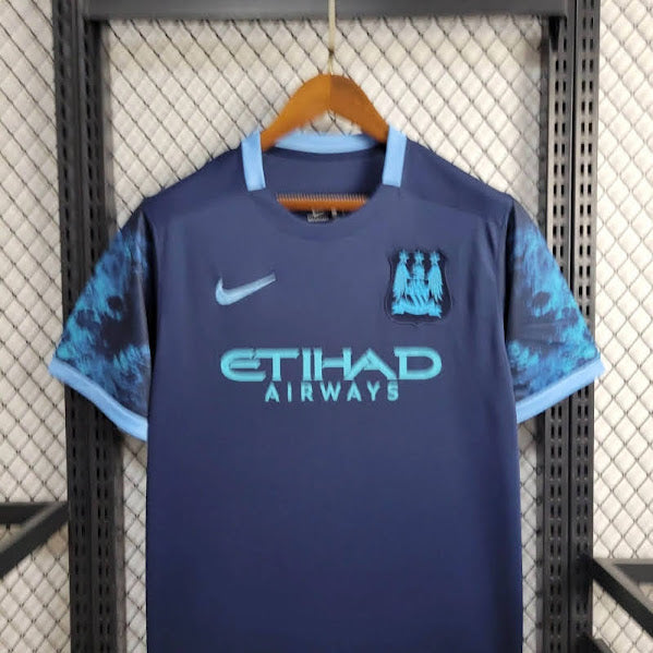 Manchester City 2015/16 Away