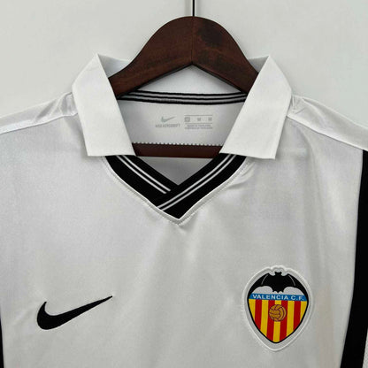 Valencia 2000/01 Home