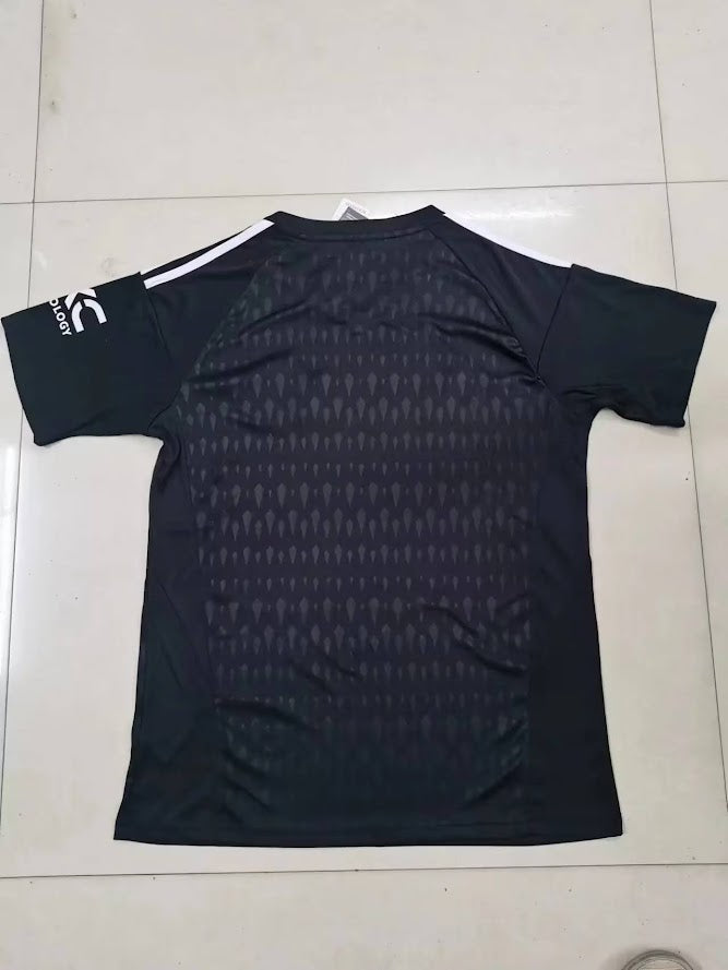 Manchester United 2023/24 Goleiro (preta)