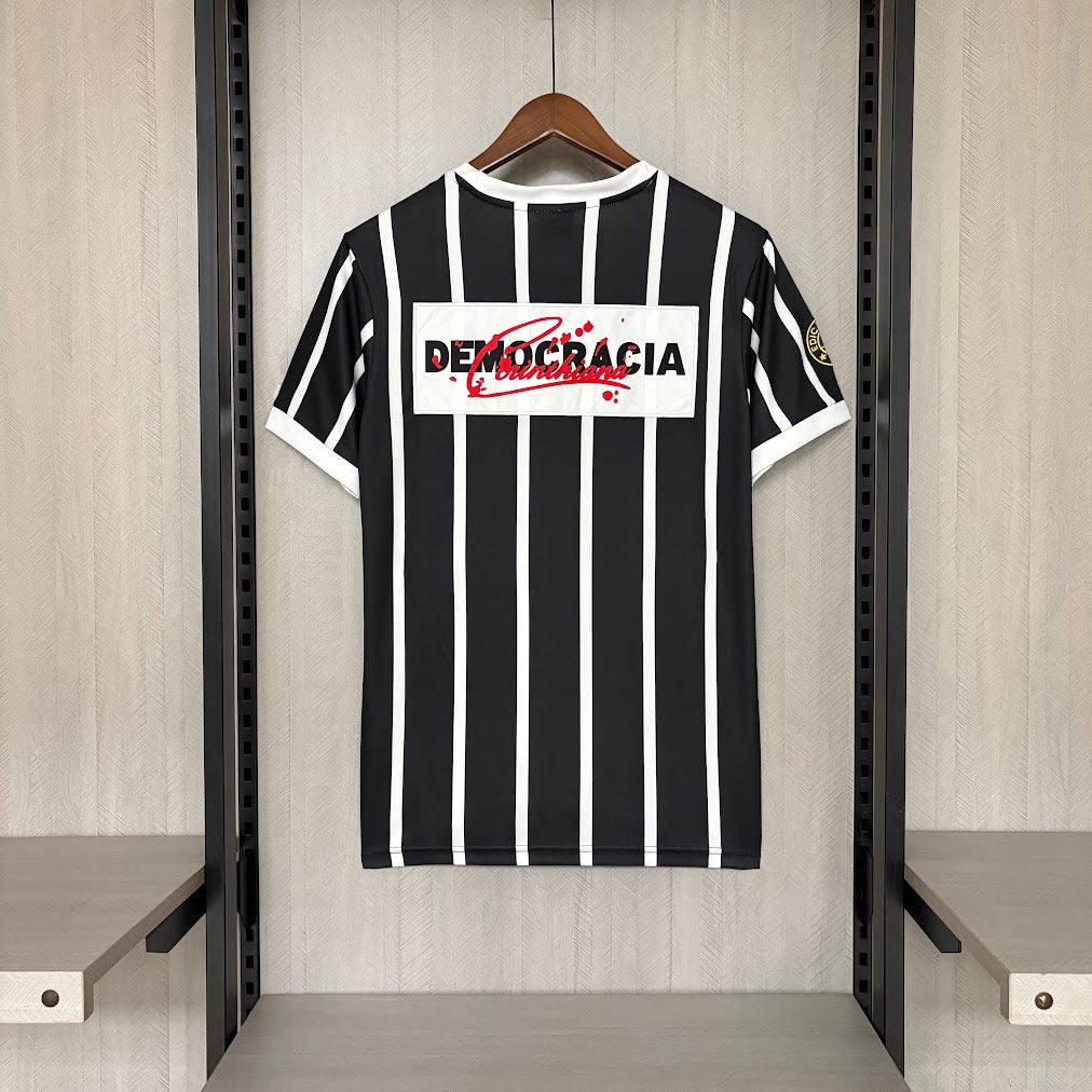 Corinthians 1982 Home