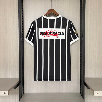Corinthians 1982 Home