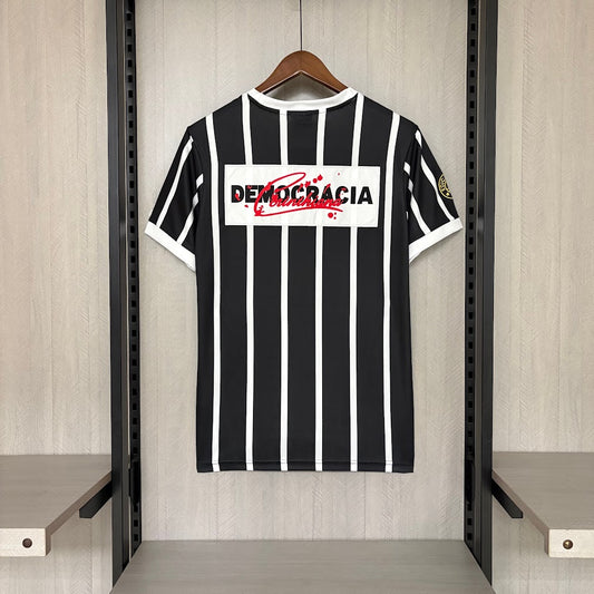 Corinthians 1982 Home