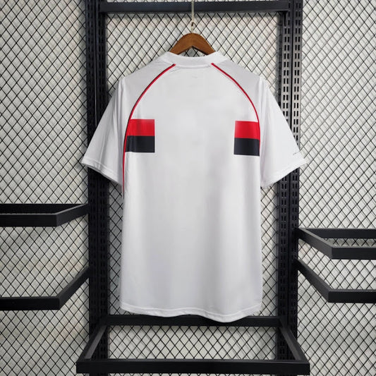 Flamengo 2002/03 Away