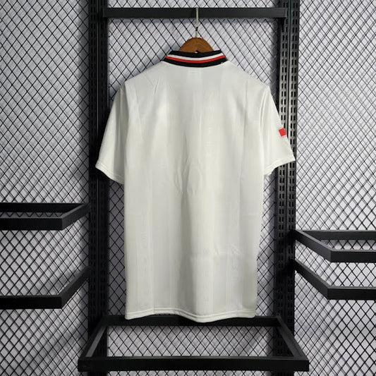 Manchester United 1997/99 Away