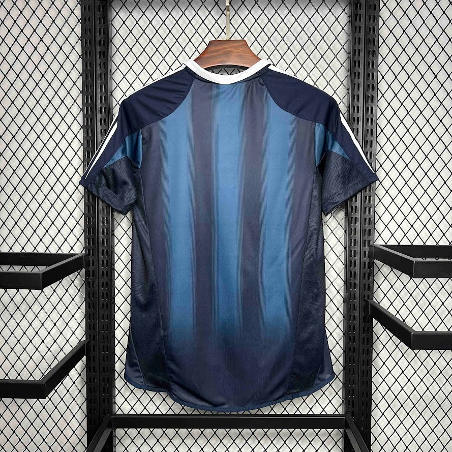 Newcastle United 2004/05 Away