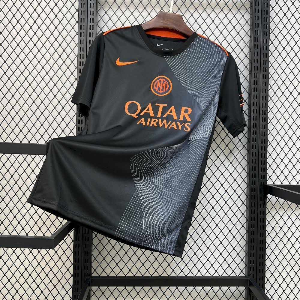 Inter de Milão 2025/26 Treino Preta e Laranja - frente