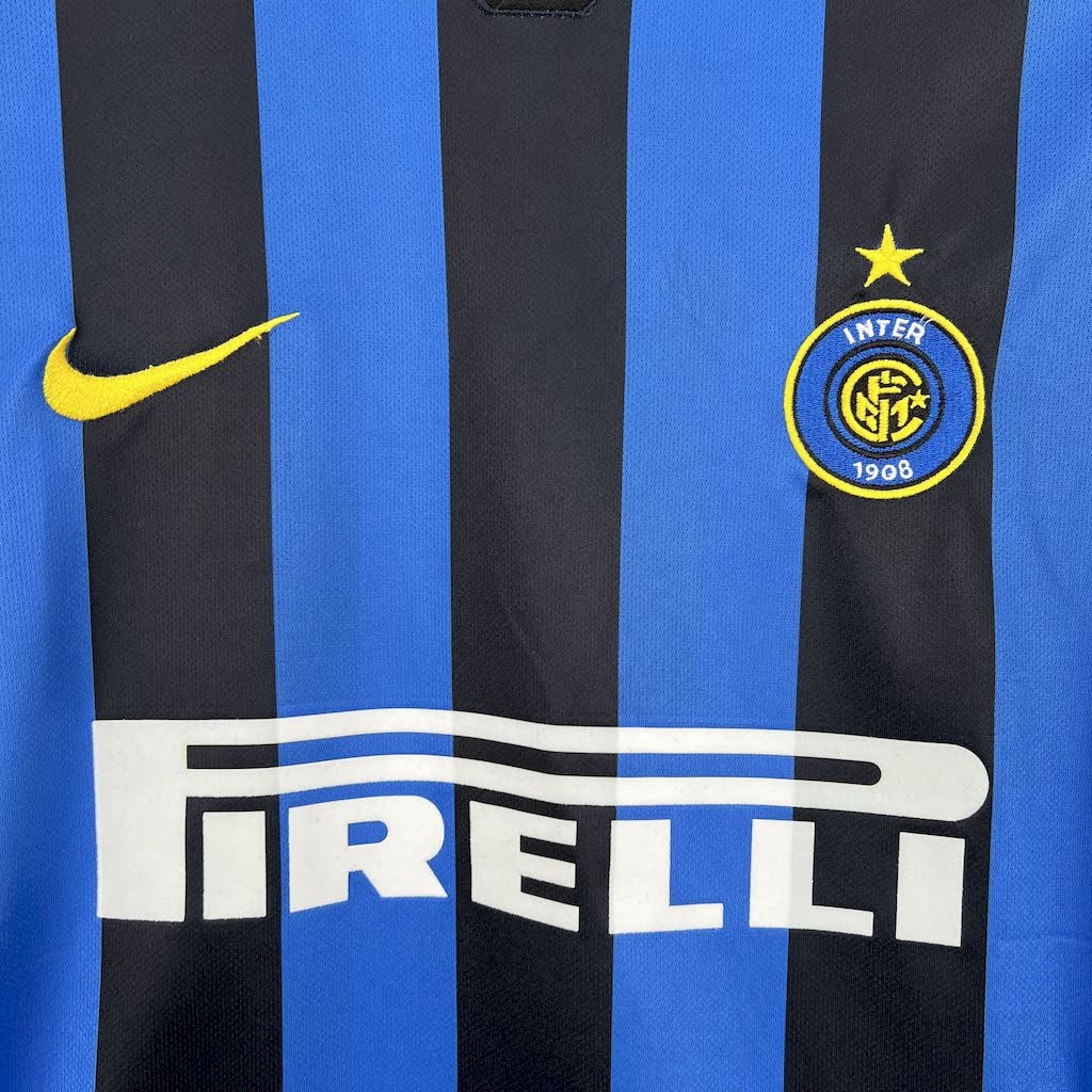Inter de Milão 2002/04 Home – detalhe frontal