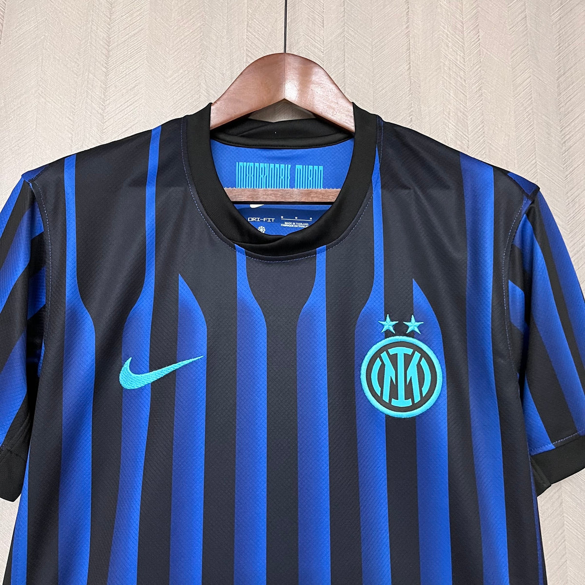 Inter de Milão 2025/26 Home – detalhe frontal